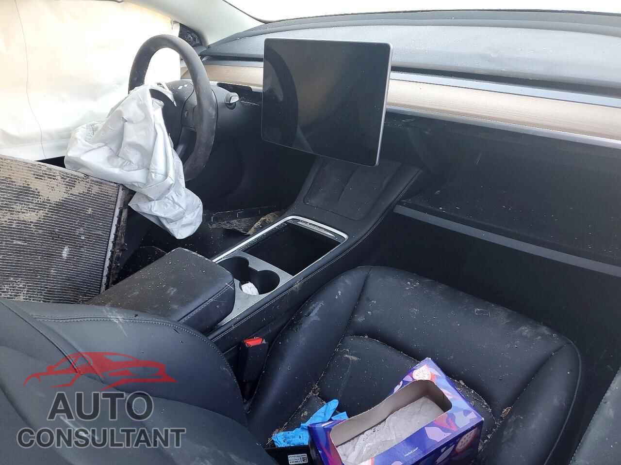 TESLA MODEL 3 2023 - 5YJ3E1EA9PF705039