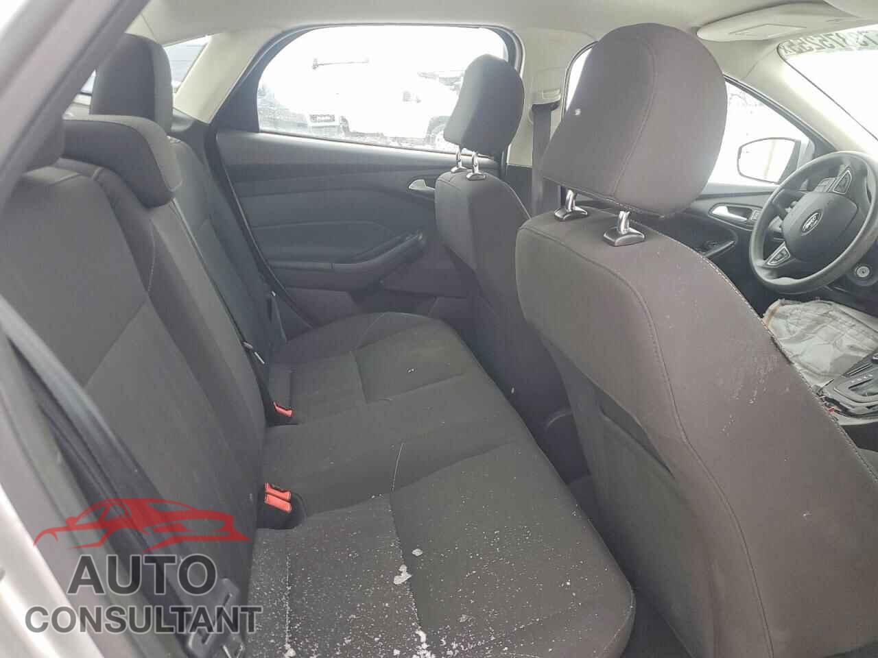 FORD FOCUS 2016 - 1FADP3F21GL288049