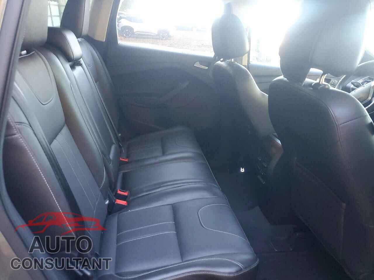 FORD ESCAPE 2013 - 1FMCU0J91DUB89766