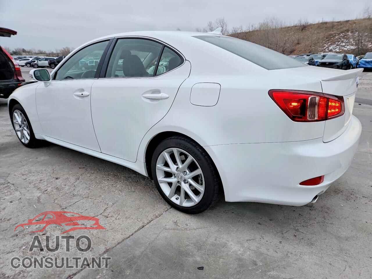 LEXUS IS 2012 - JTHCF5C26C5054883