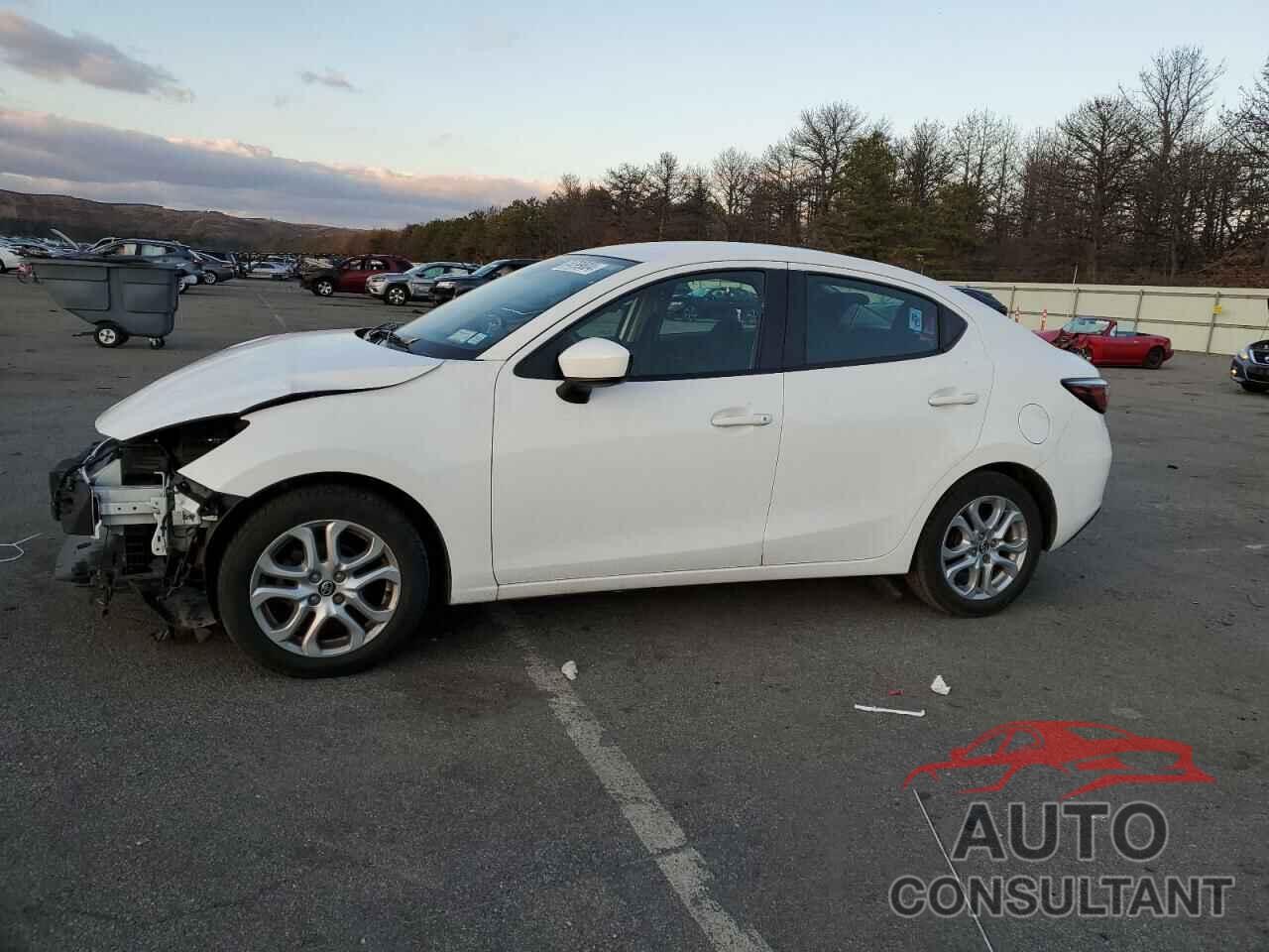 TOYOTA YARIS 2017 - 3MYDLBYV3HY169596