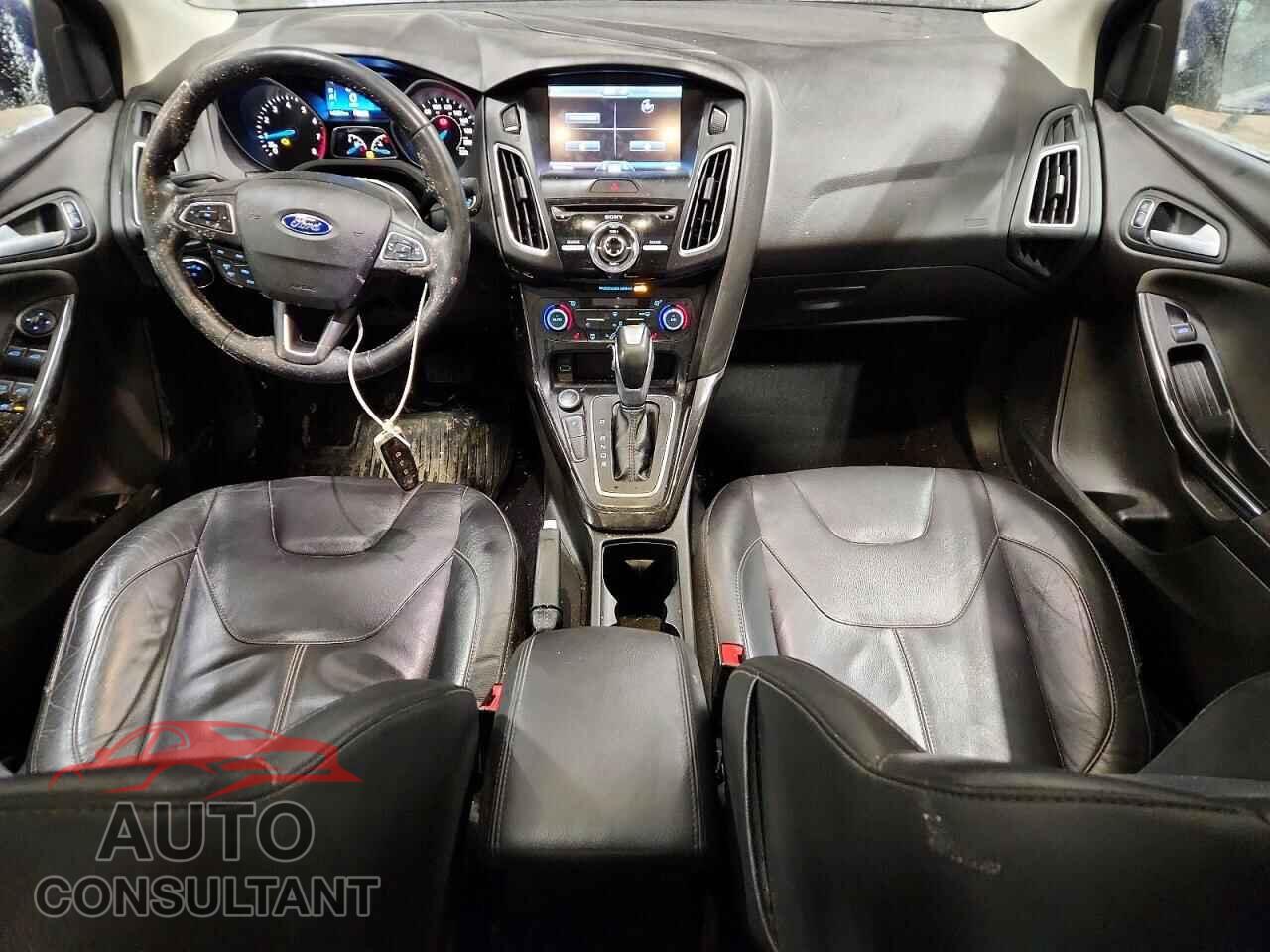 FORD FOCUS 2015 - 1FADP3J29FL371685