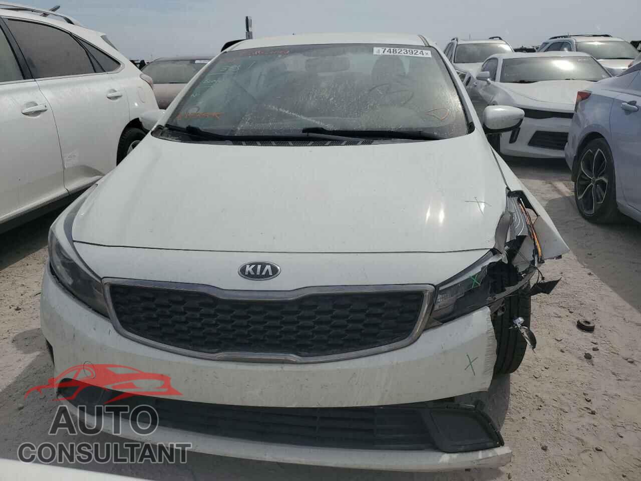 KIA FORTE 2017 - 3KPFK4A74HE130972