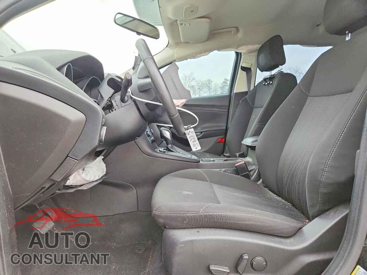 FORD FOCUS 2016 - 1FADP3F25GL350312