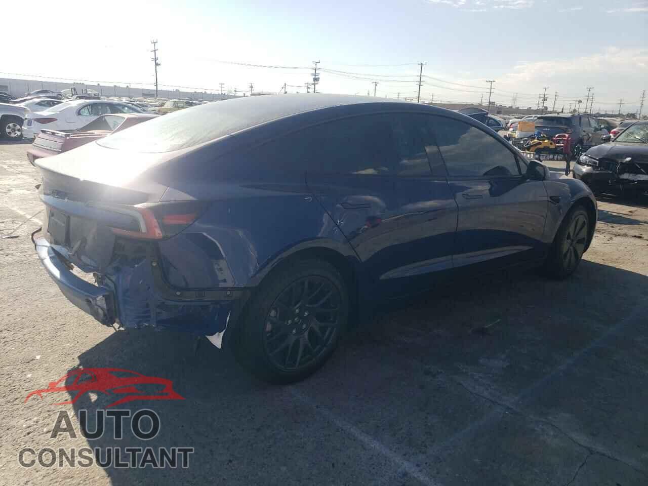 TESLA MODEL 3 2024 - 5YJ3E1EA7RF849286
