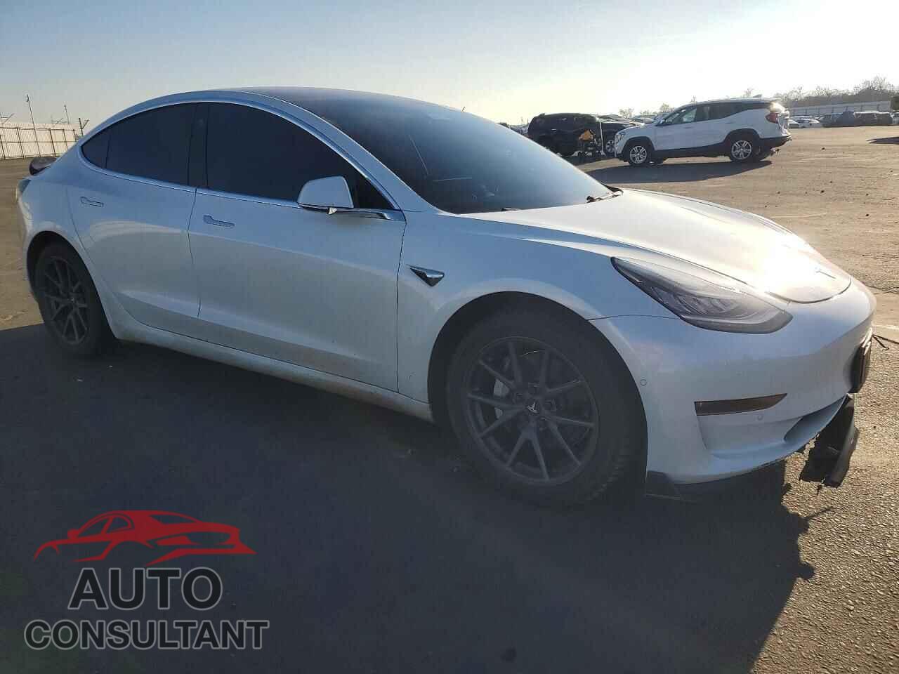TESLA MODEL 3 2019 - 5YJ3E1EB4KF511407