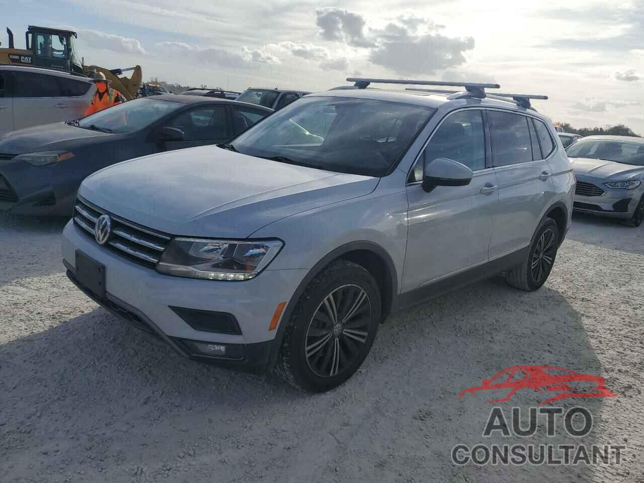 VOLKSWAGEN TIGUAN 2018 - 3VV3B7AXXJM022034