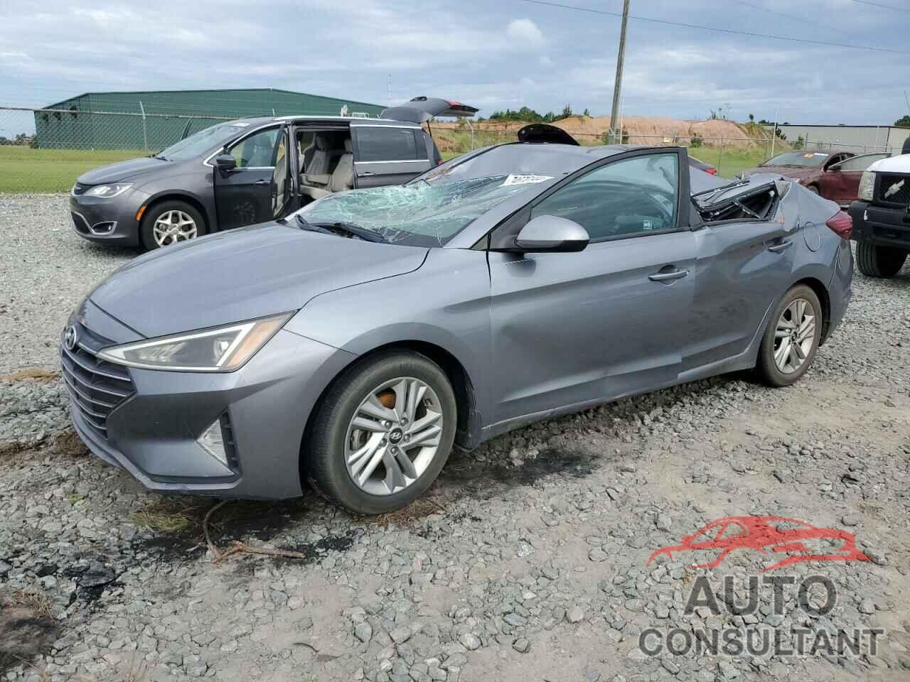 HYUNDAI ELANTRA 2019 - KMHD84LF6KU847744