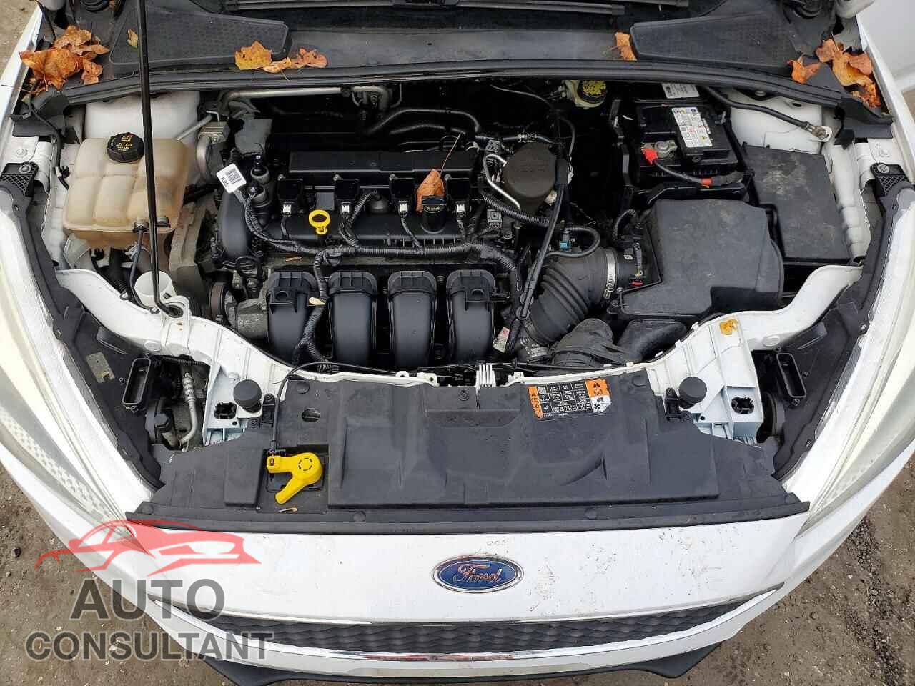 FORD FOCUS 2015 - 1FADP3E29FL276702