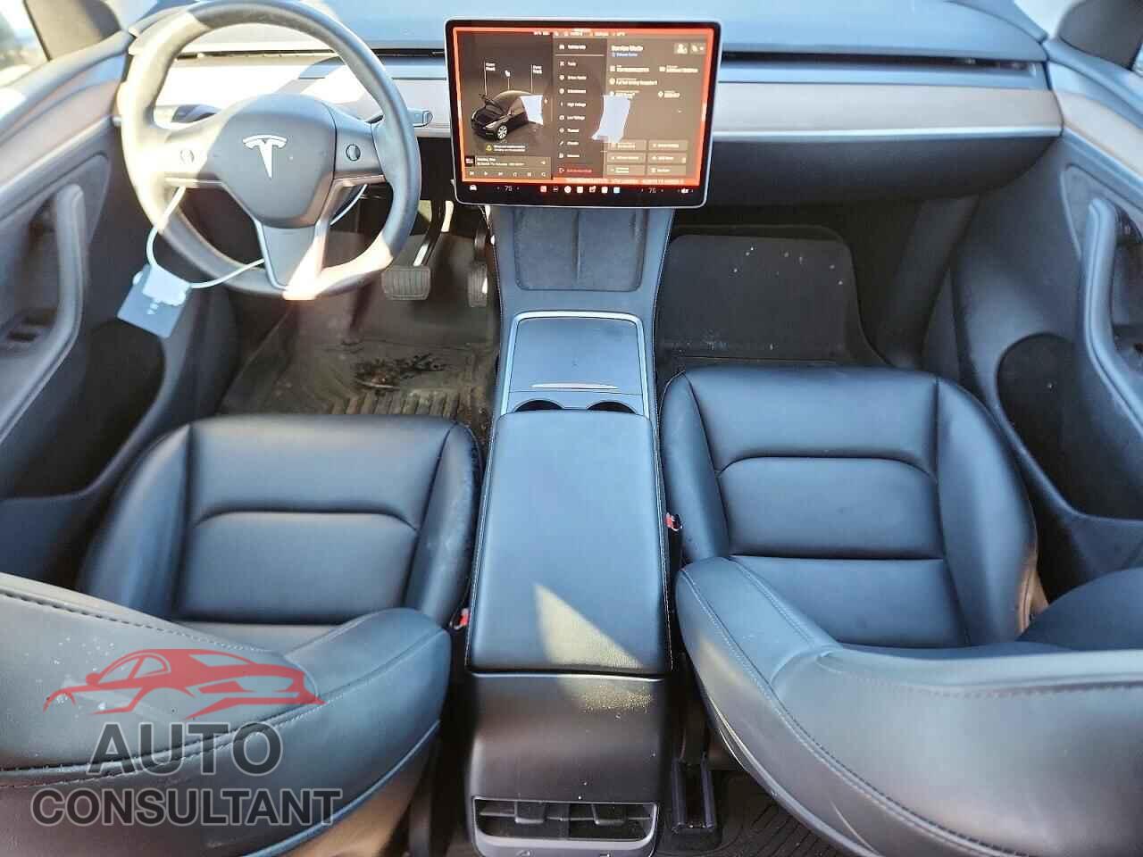 TESLA MODEL Y 2024 - 7SAYGDEE1RA227979