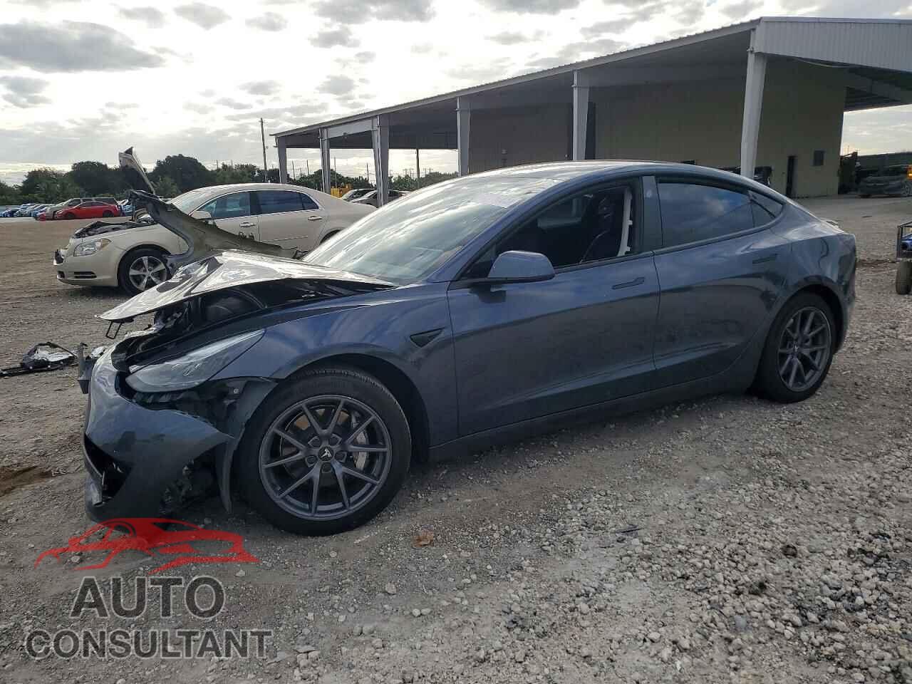 TESLA MODEL 3 2023 - 5YJ3E1EA5PF395746