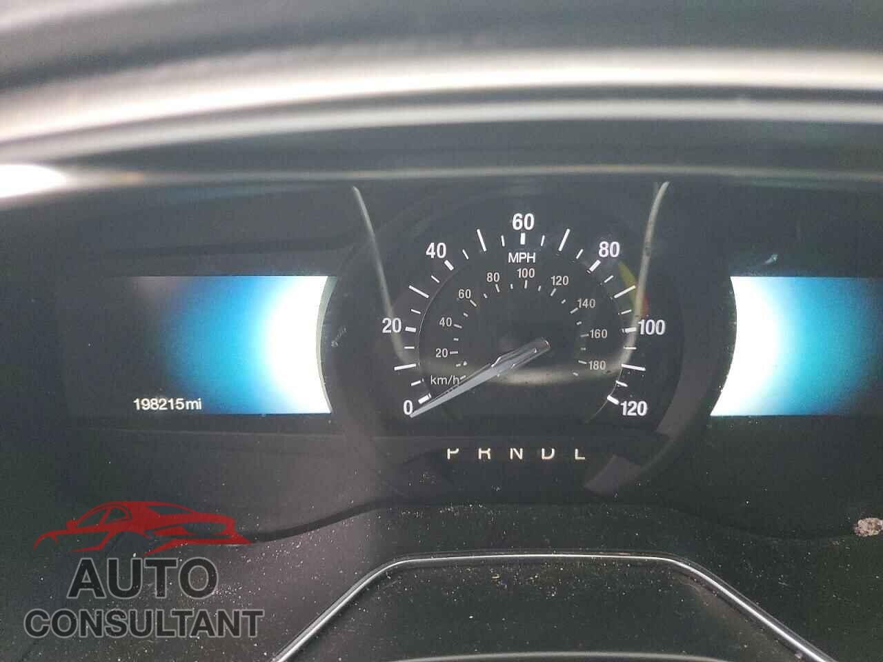 FORD FUSION 2017 - 3FA6P0LU9HR381451