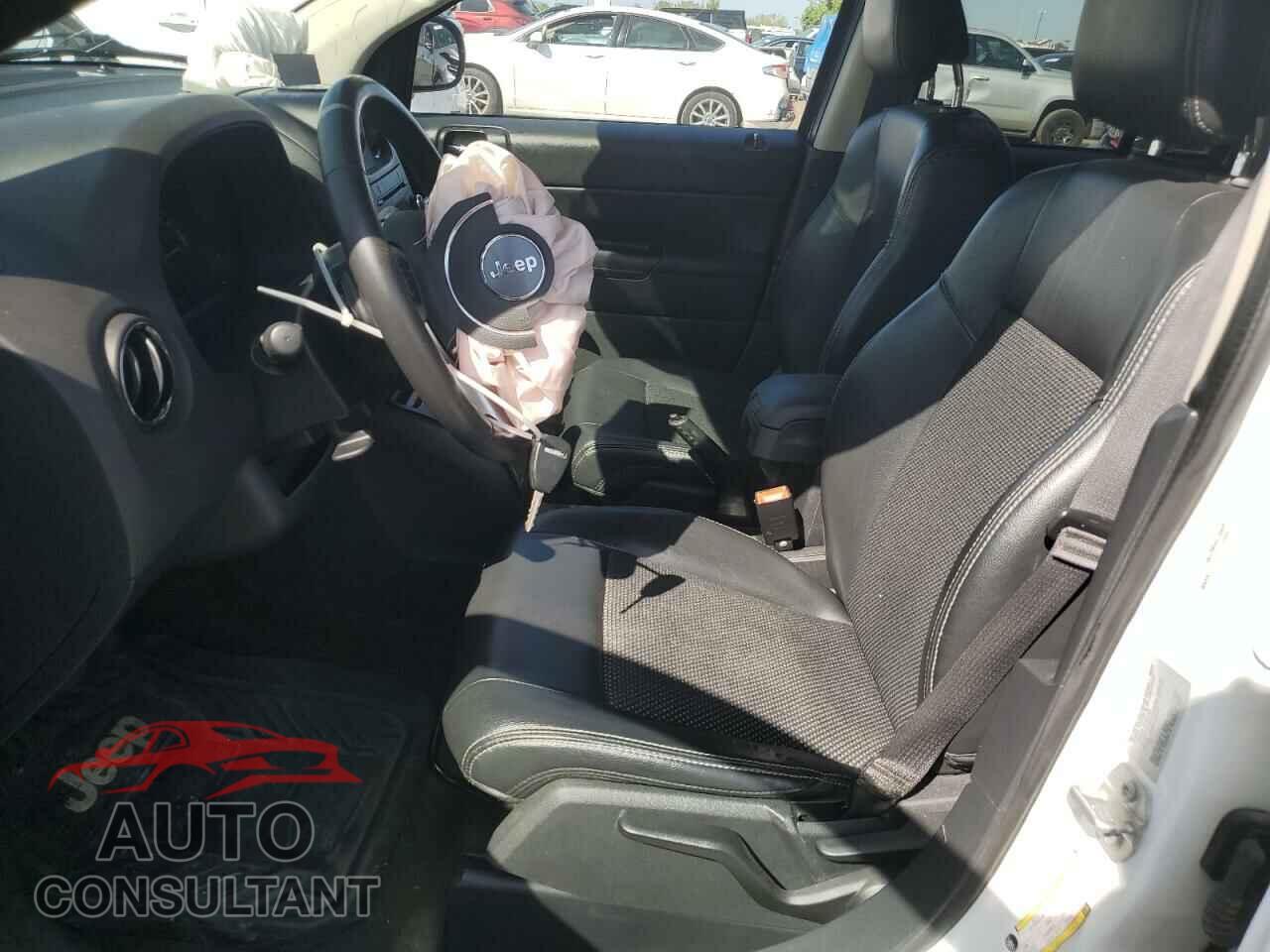 JEEP COMPASS 2016 - 1C4NJDBB5GD799656