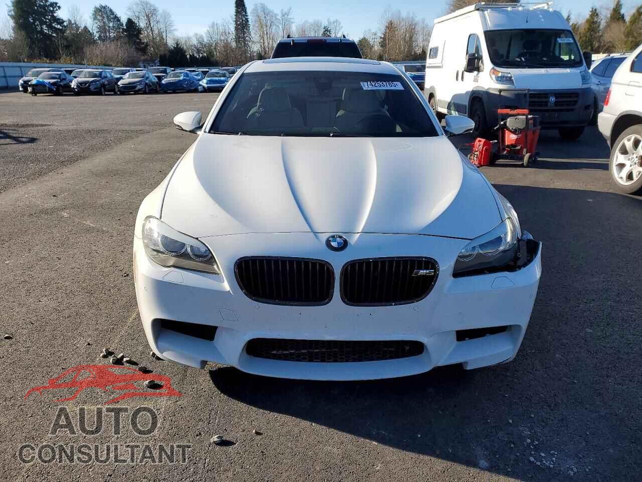BMW M5 2013 - WBSFV9C56DD096442