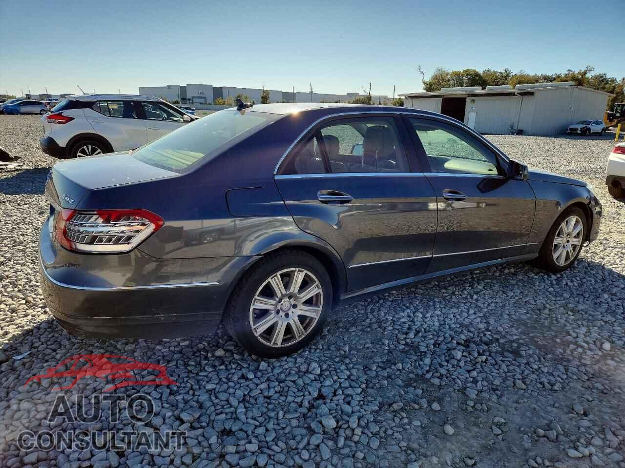 MERCEDES-BENZ E-CLASS 2013 - WDDHF8JB1DA754563