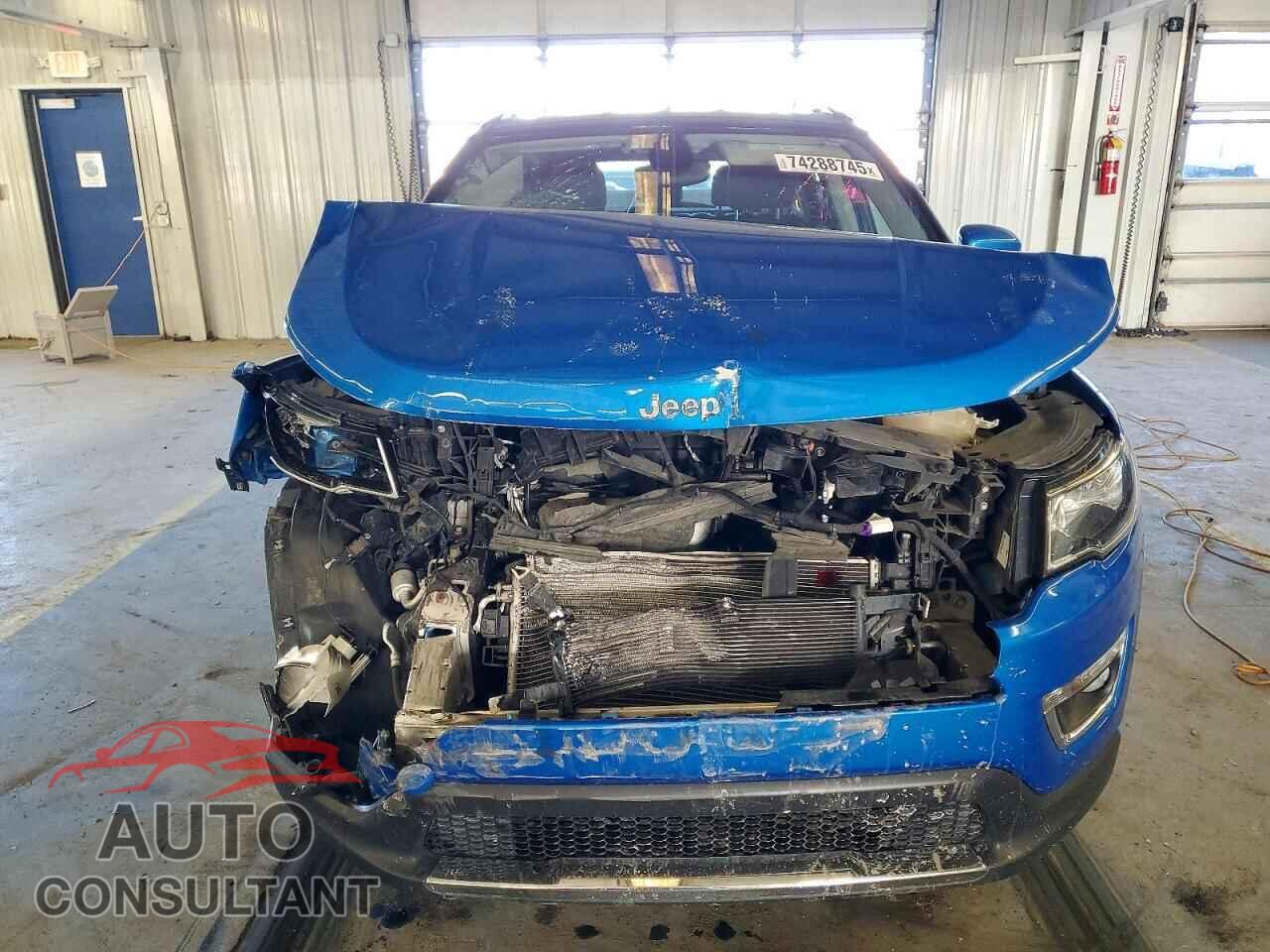 JEEP COMPASS 2019 - 3C4NJDCB9KT800373