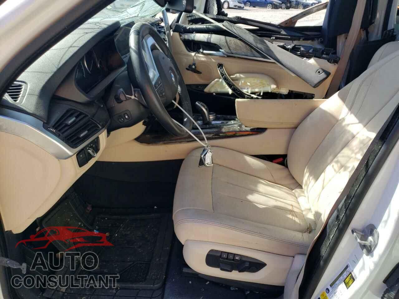 BMW X5 2018 - 5UXKR0C59J0X86340