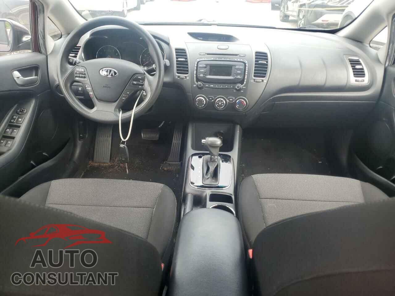 KIA FORTE 2018 - 3KPFK4A79JE230586