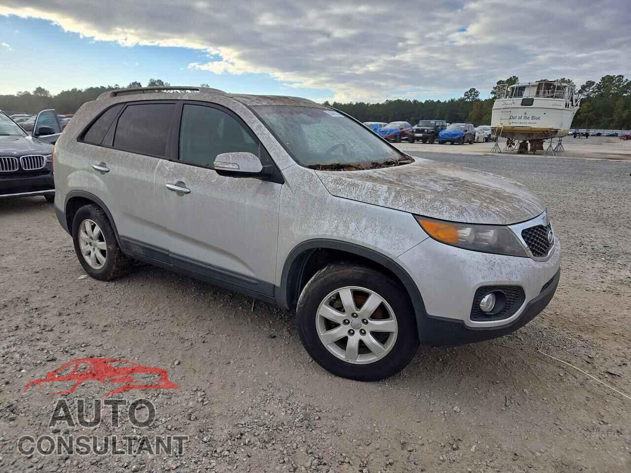 KIA SORENTO 2013 - 5XYKT4A61DG407660