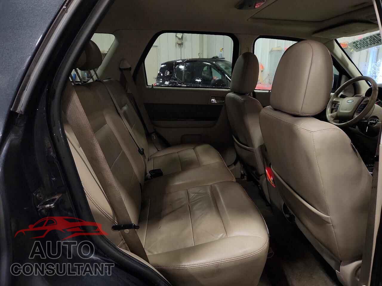 FORD ESCAPE 2009 - 1FMCU59329KB08452