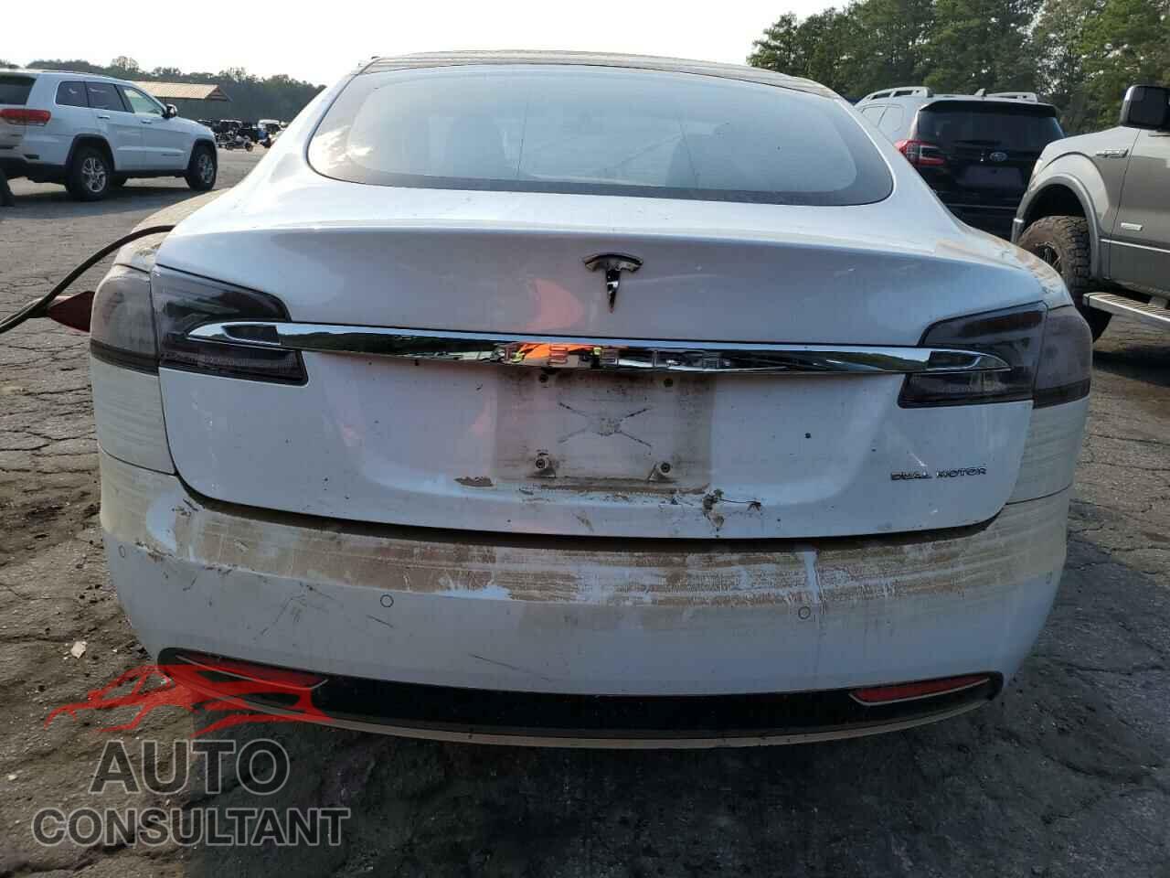 TESLA MODEL S 2020 - 5YJSA1E22LF360575
