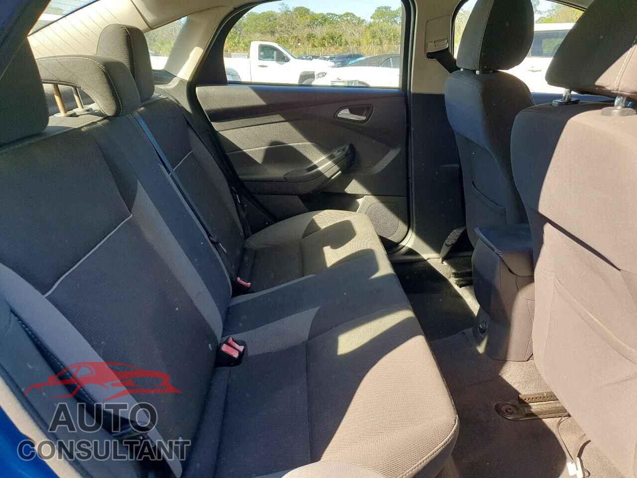 FORD FOCUS 2013 - 1FADP3F28DL110974