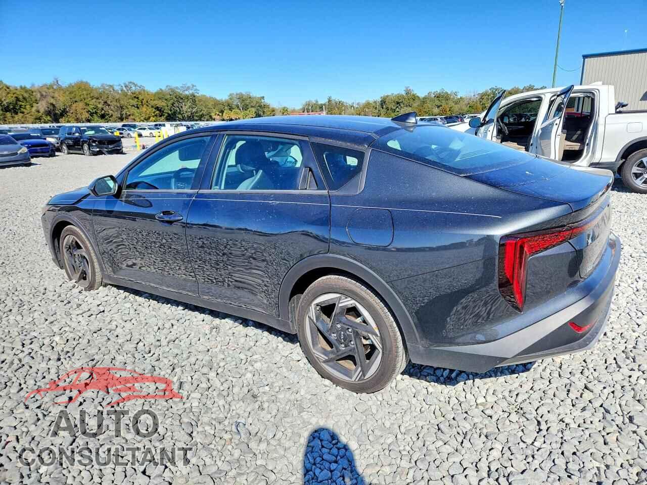 KIA K4 EX 2025 - 3KPFU4DE3SE121241