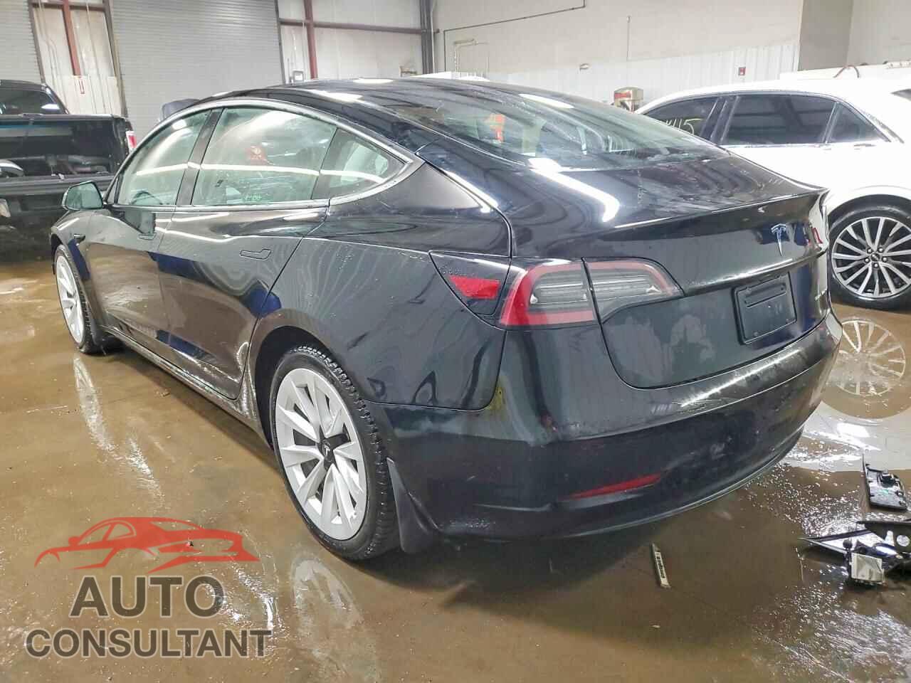 TESLA MODEL 3 2022 - 5YJ3E1EB4NF117703