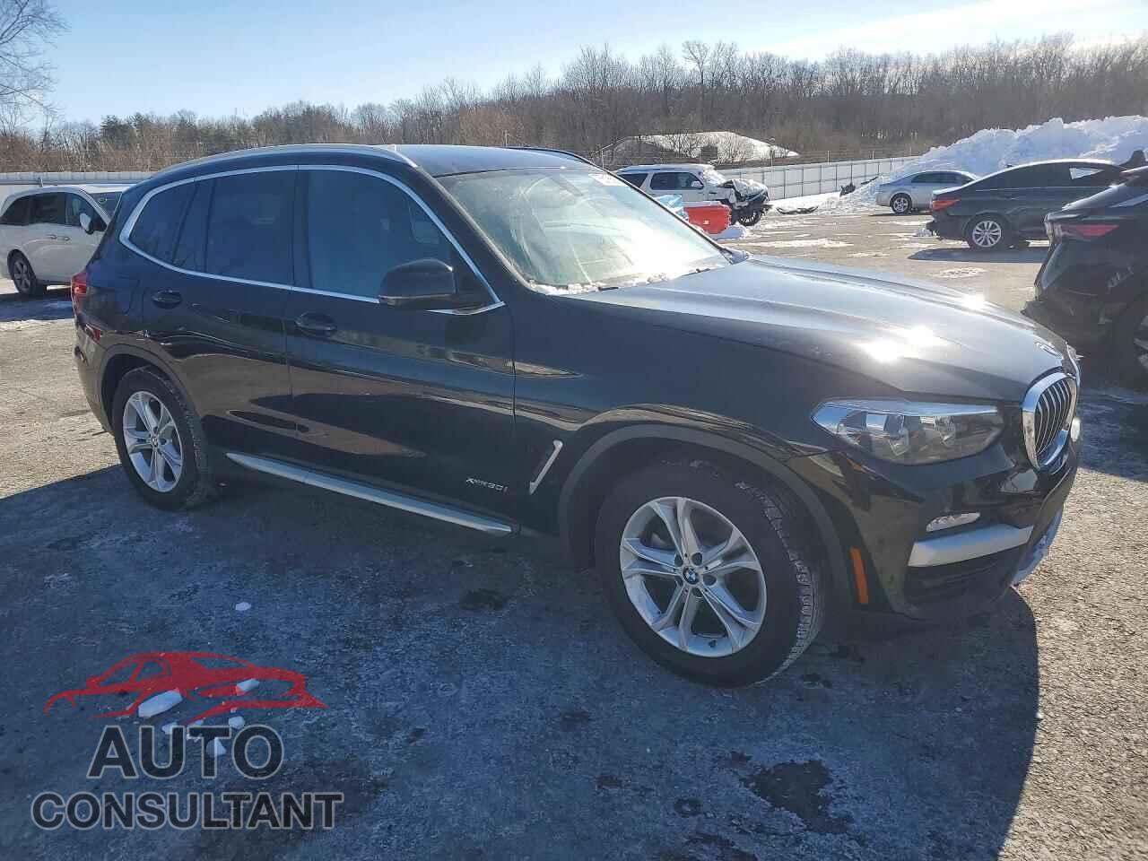 BMW X3 2018 - 5UXTR9C54JLD59156