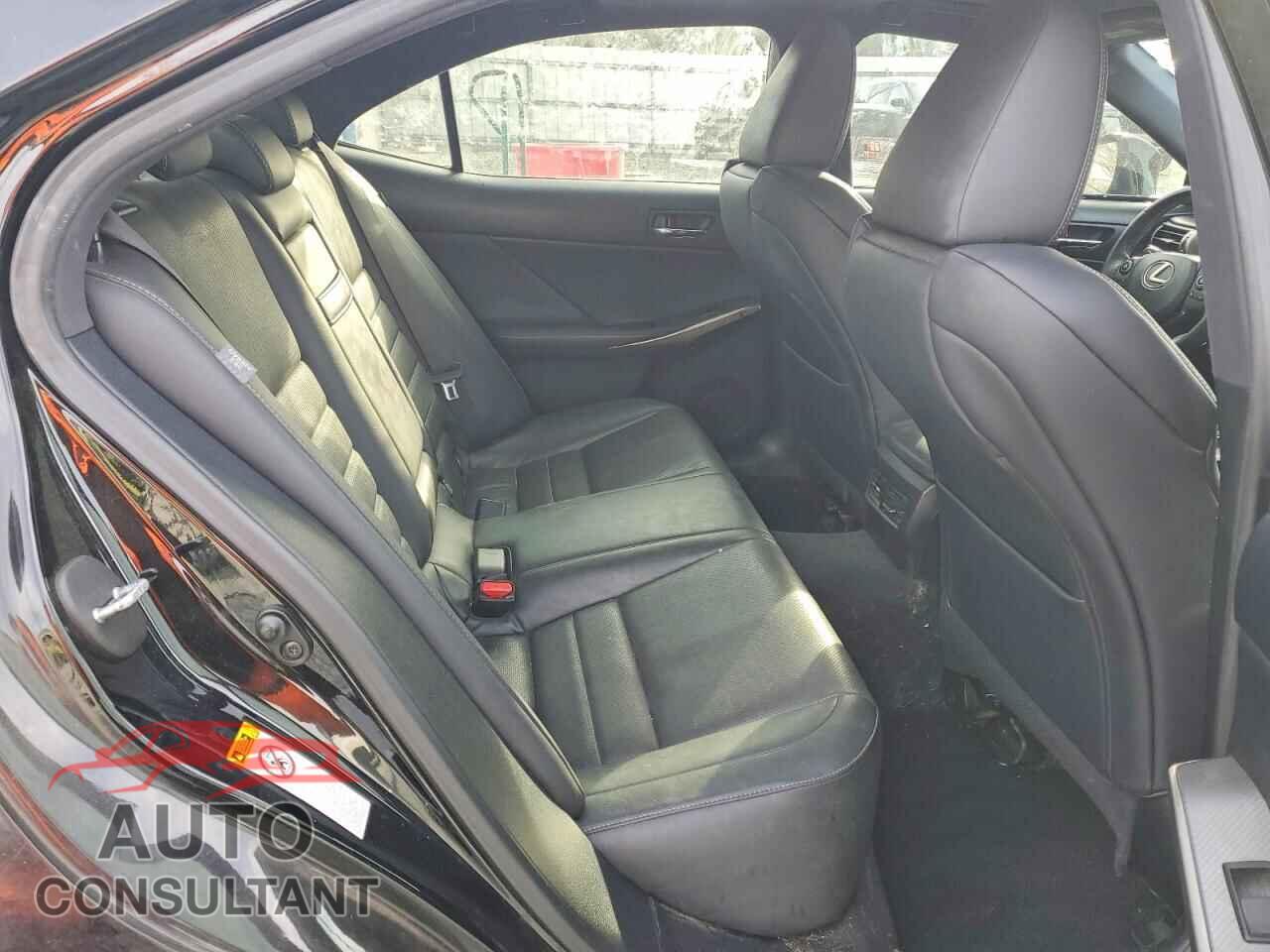 LEXUS IS 2015 - JTHBF1D26F5082478