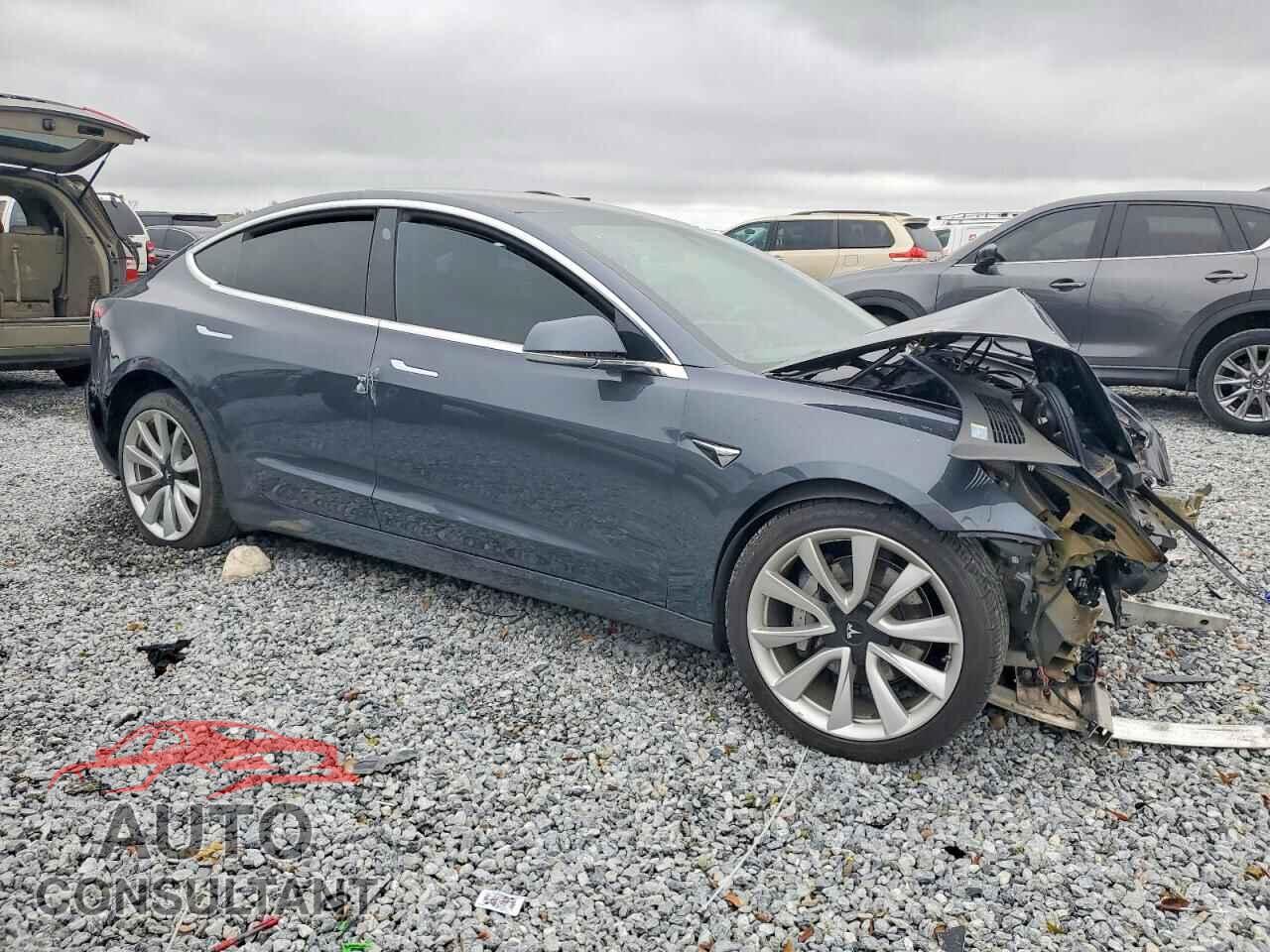 TESLA MODEL 3 2018 - 5YJ3E1EA8JF047723