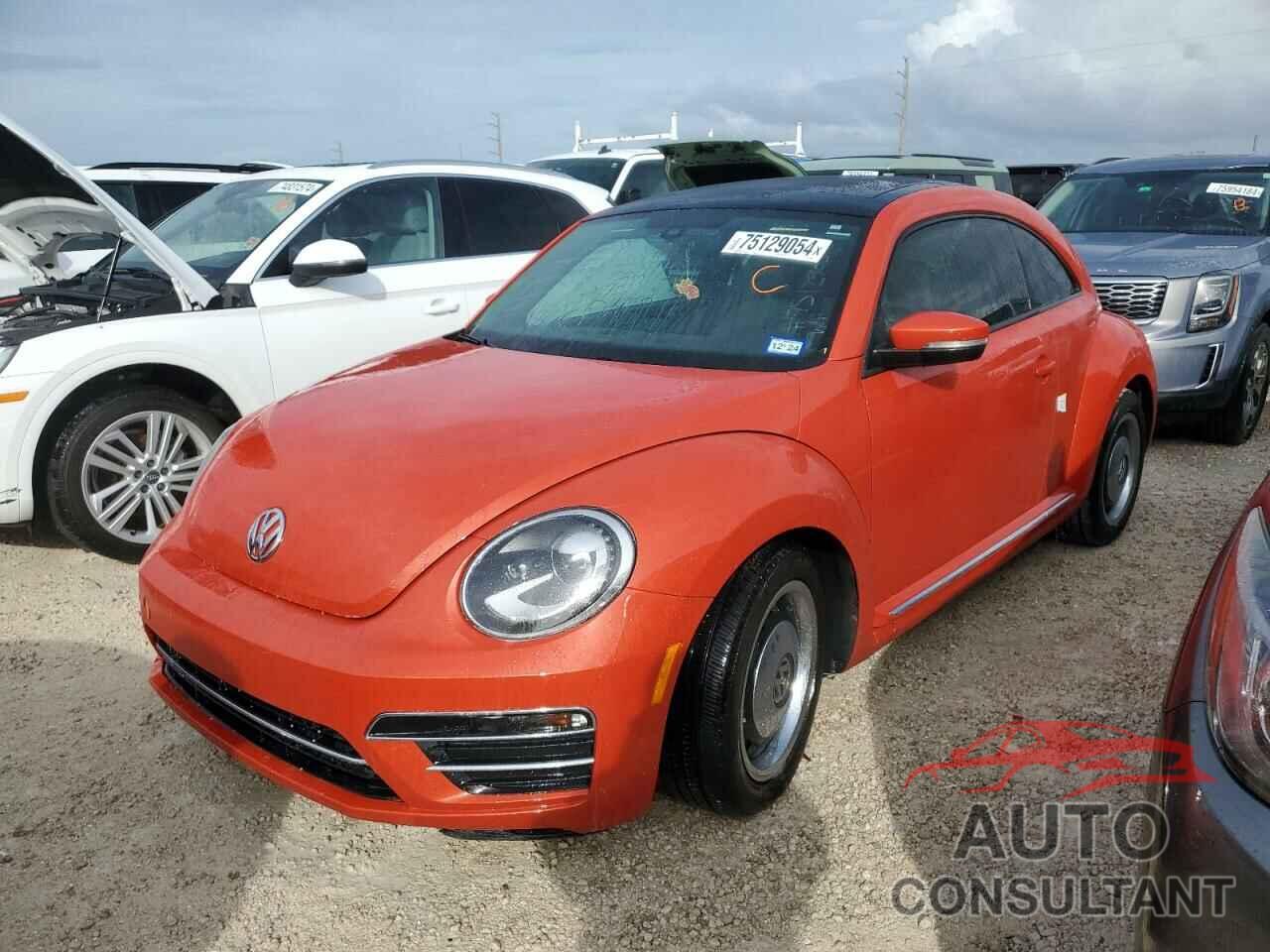 VOLKSWAGEN BEETLE 2018 - 3VWFD7AT5JM705503