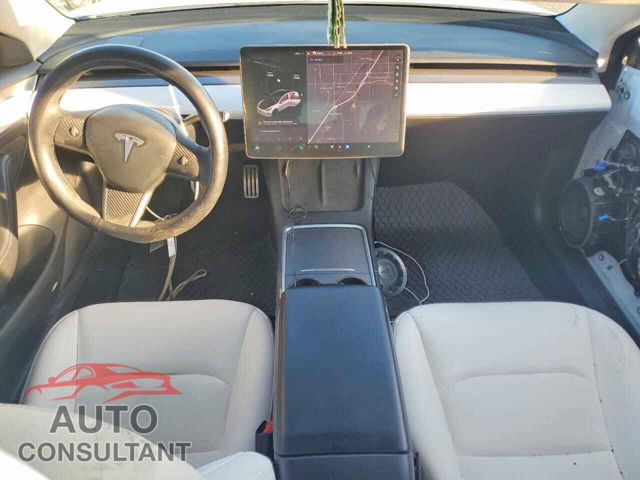 TESLA MODEL 3 2021 - 5YJ3E1EC8MF045234