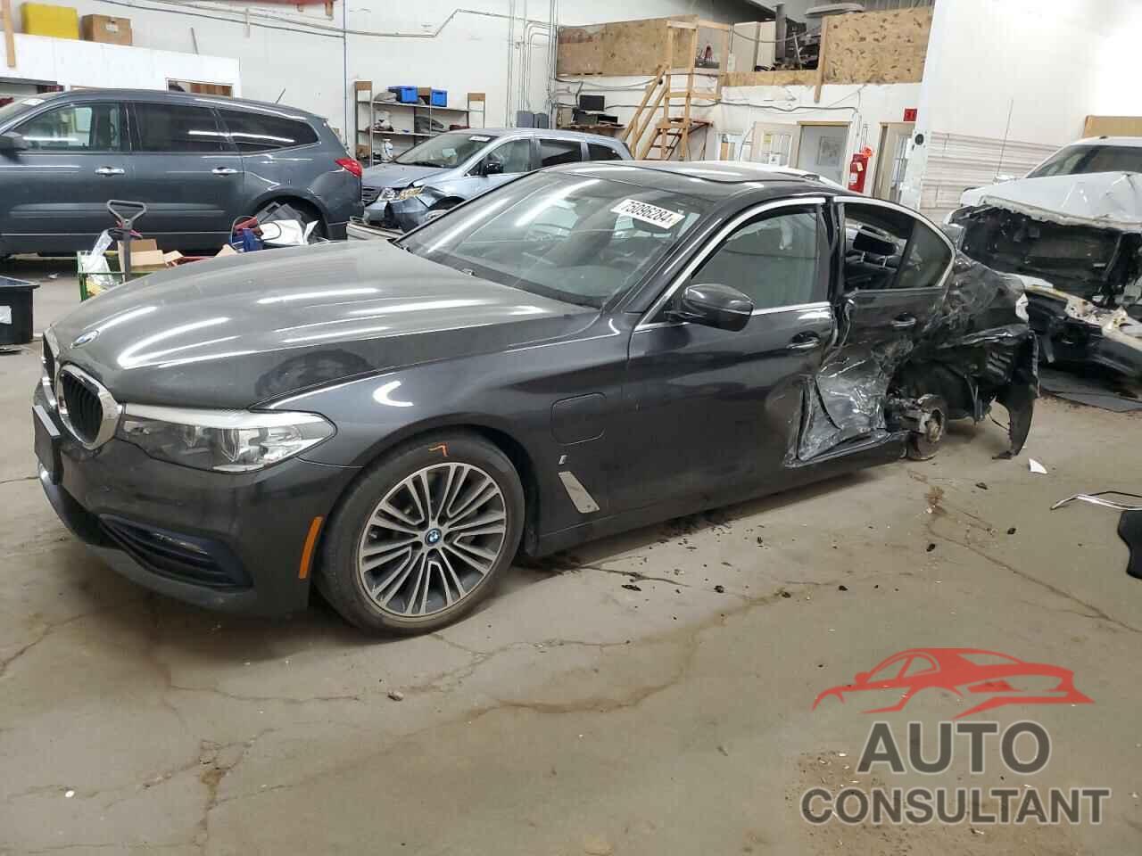 BMW 5 SERIES 2018 - WBAJB1C57JB085479