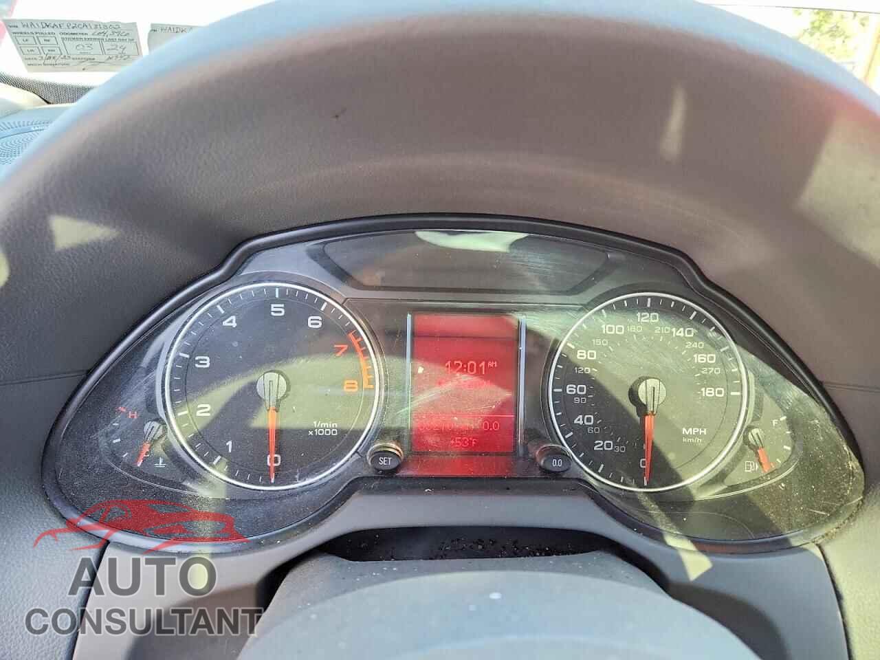 AUDI Q5 2012 - WA1DKAFP2CA131302