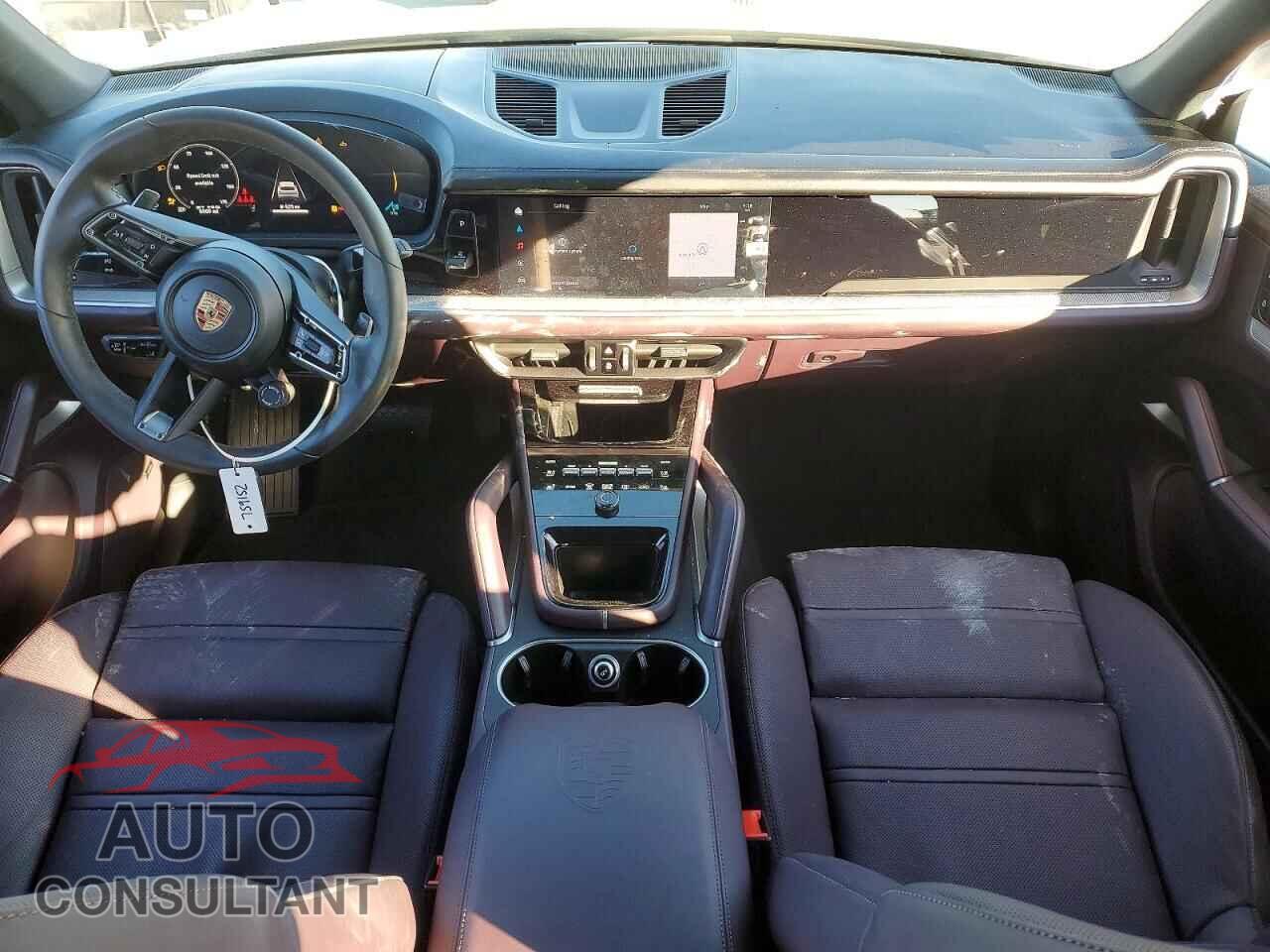 PORSCHE CAYENNE 2025 - WP1AA2AY2SDA01369