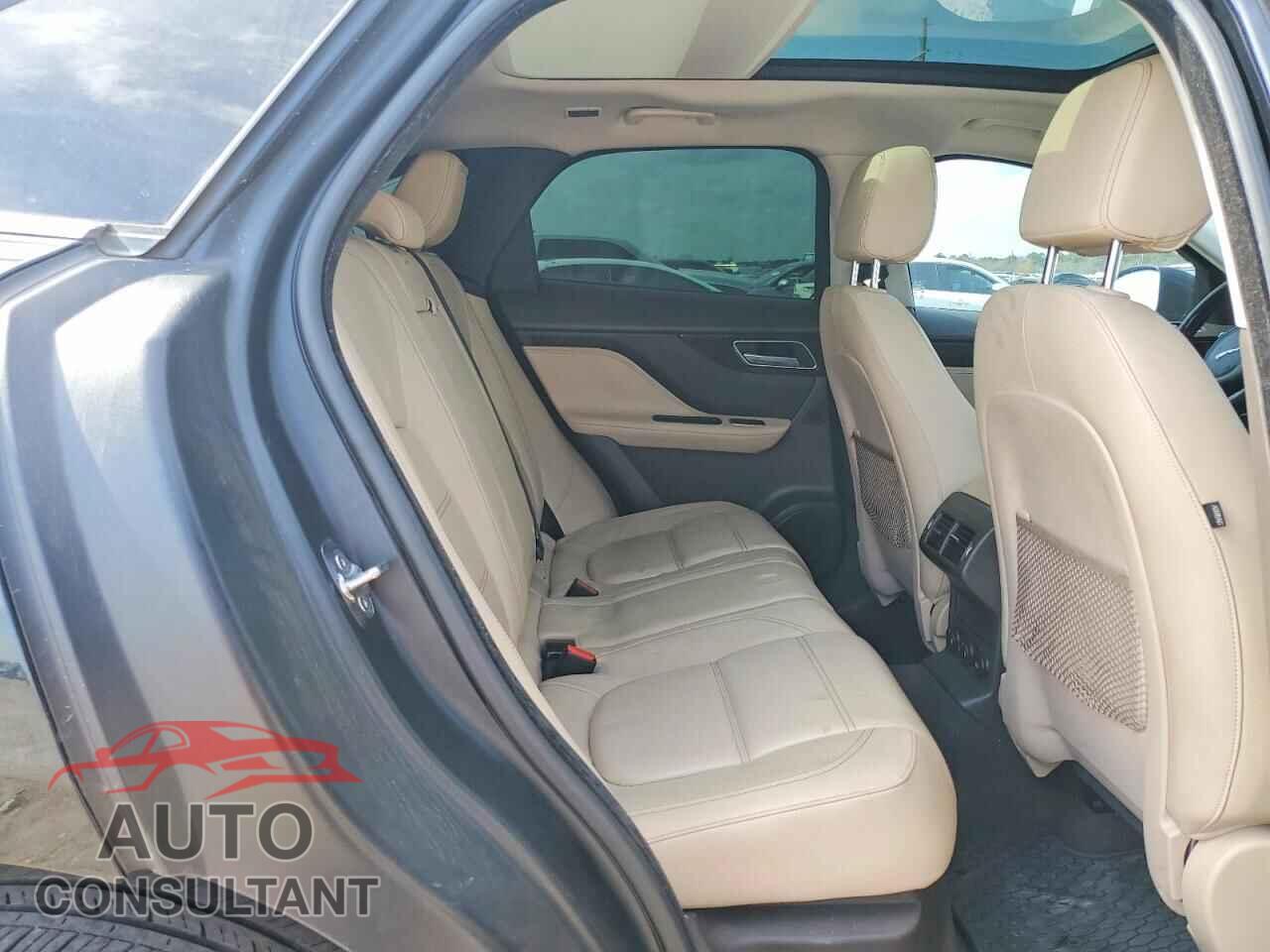 JAGUAR F-PACE 2017 - SADCK2BV2HA894931