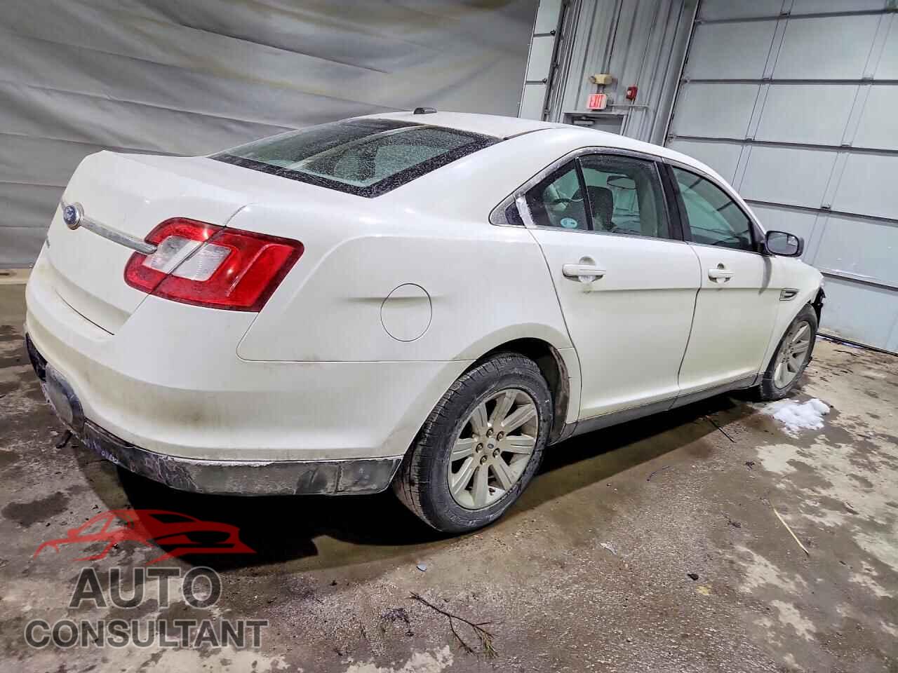 FORD TAURUS 2012 - 1FAHP2DW8CG124883