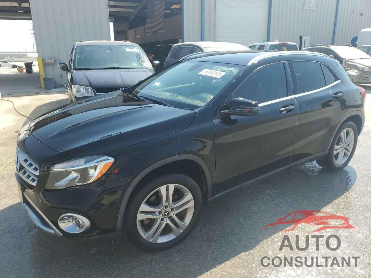 MERCEDES-BENZ GLA-CLASS 2018 - WDCTG4EB4JJ496372