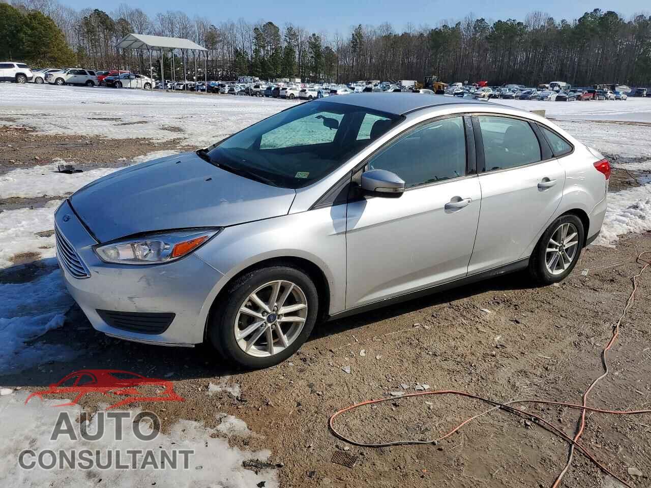 FORD FOCUS 2017 - 1FADP3F20HL298377