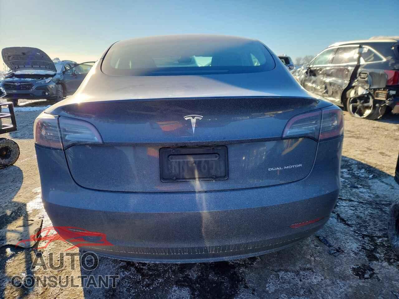 TESLA MODEL 3 2021 - 5YJ3E1EB0MF902489