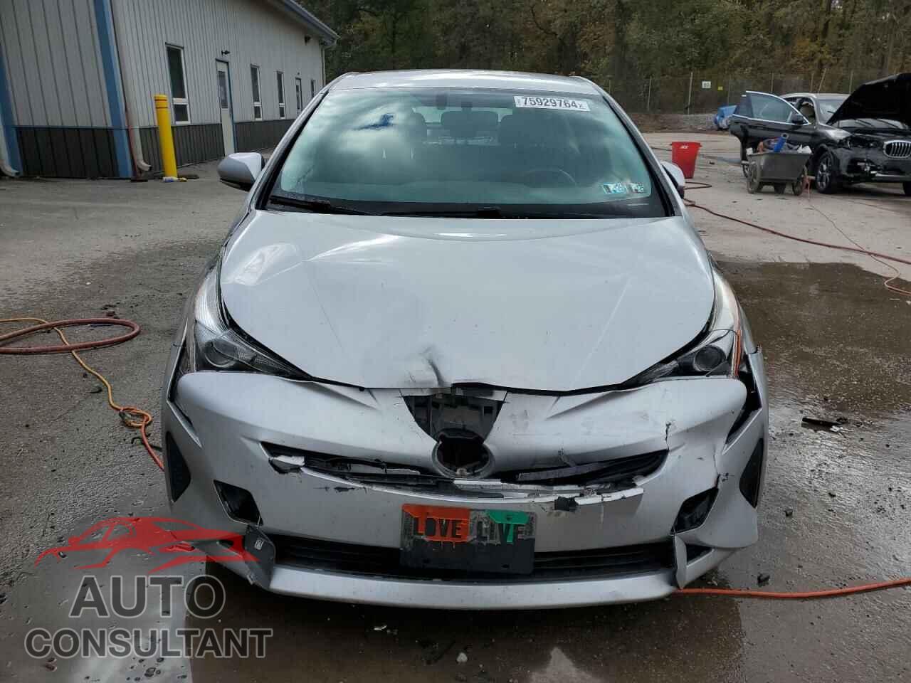 TOYOTA PRIUS 2016 - JTDKARFU6G3013607