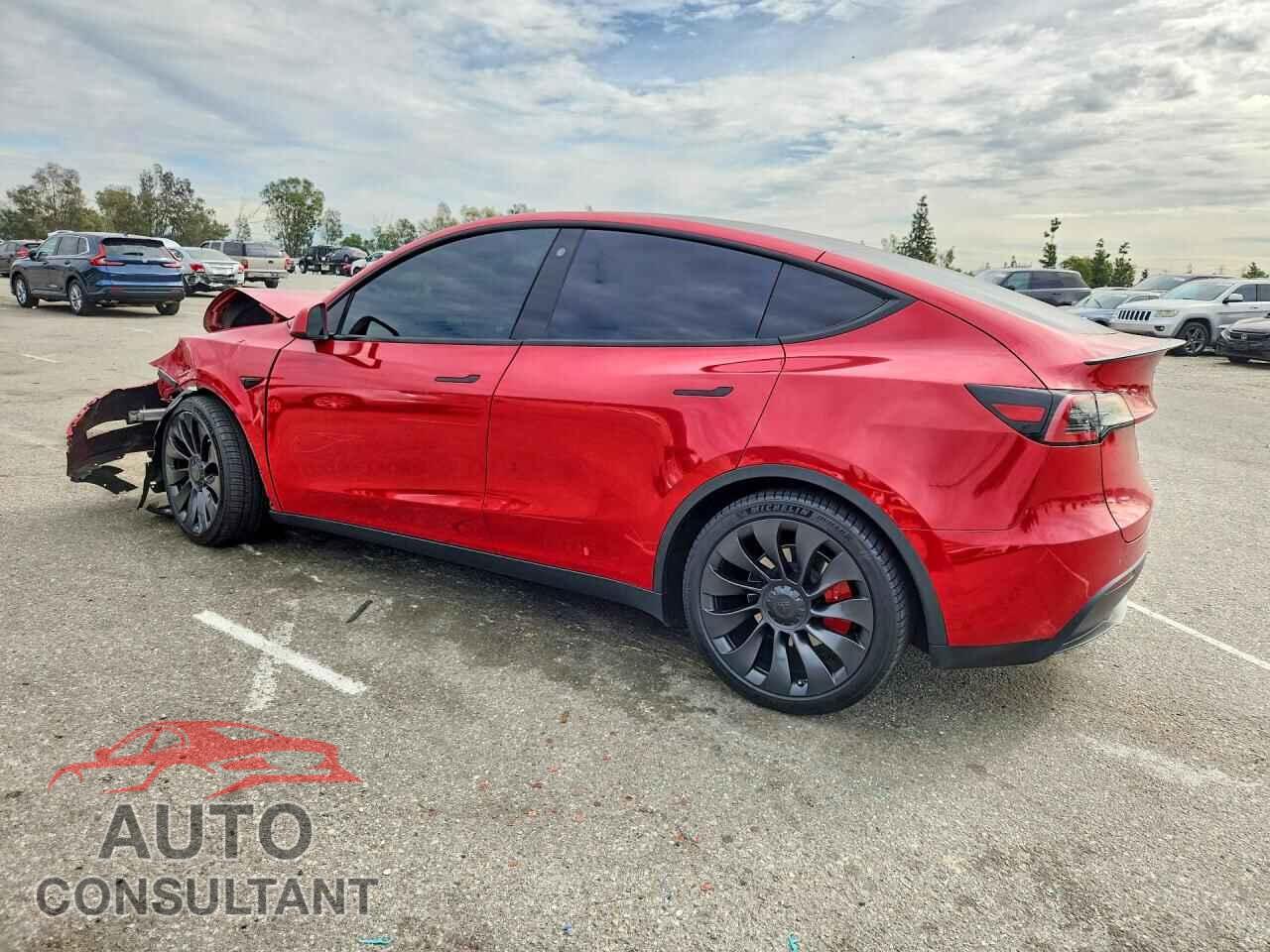 TESLA MODEL Y 2023 - 7SAYGDEF2PF619443