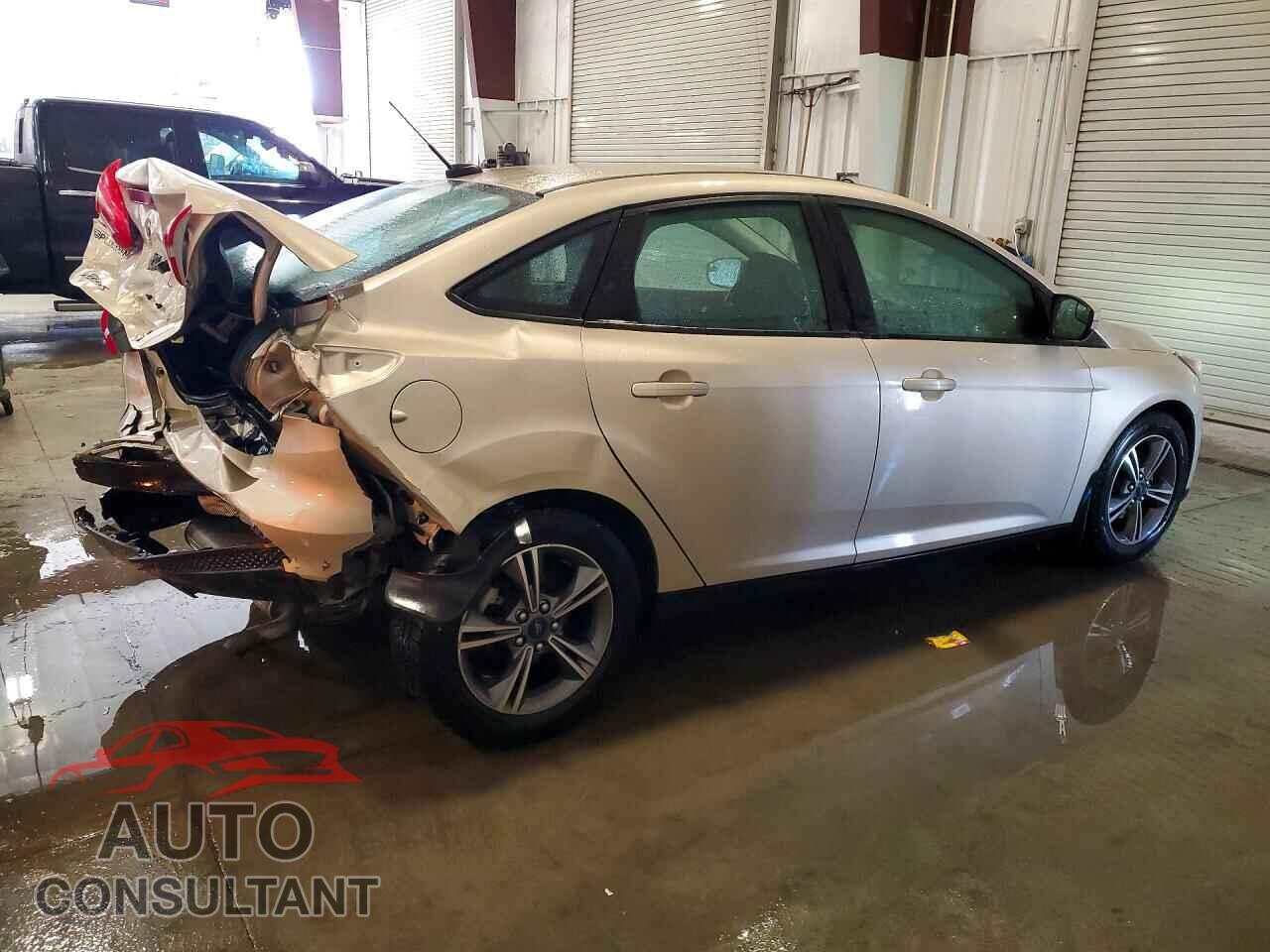 FORD FOCUS 2018 - 1FADP3FEXJL209835