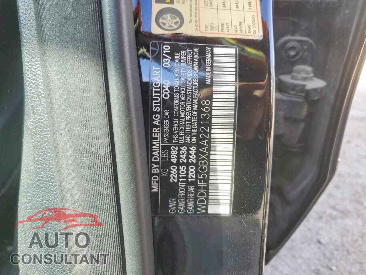 MERCEDES-BENZ E-CLASS 2010 - WDDHF5GBXAA221368