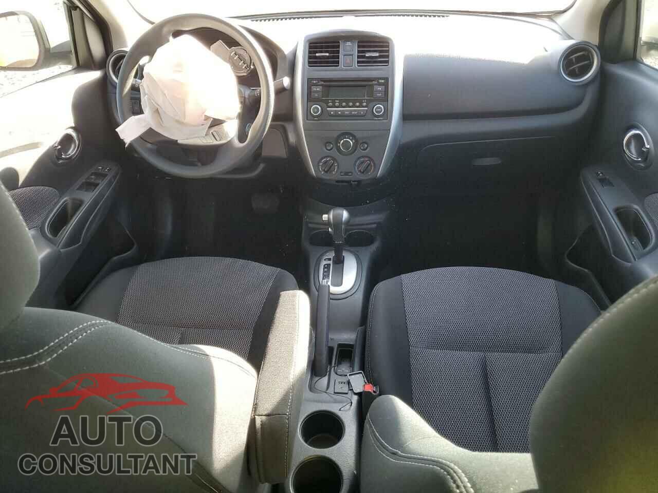 NISSAN VERSA 2015 - 3N1CN7AP1FL897489