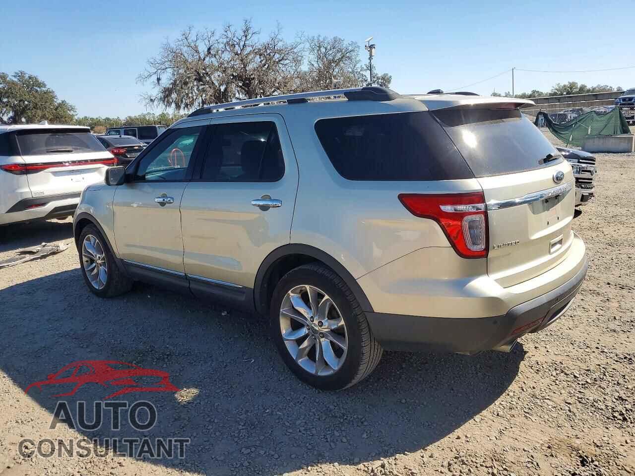 FORD EXPLORER 2011 - 1FMHK7F82BGA02681