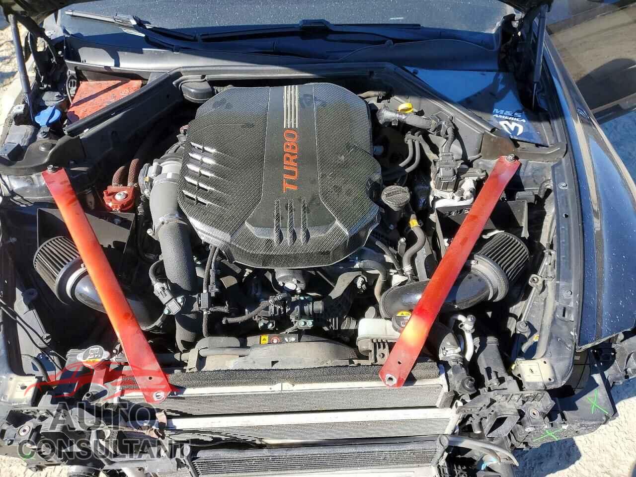 KIA STINGER 2019 - KNAE35LC9K6068343
