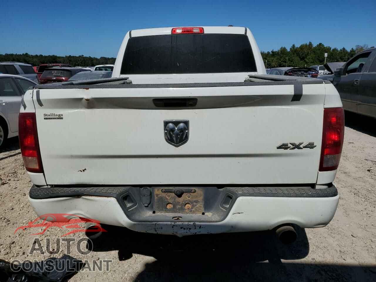 DODGE RAM 1500 2012 - 1C6RD7KTXCS142450