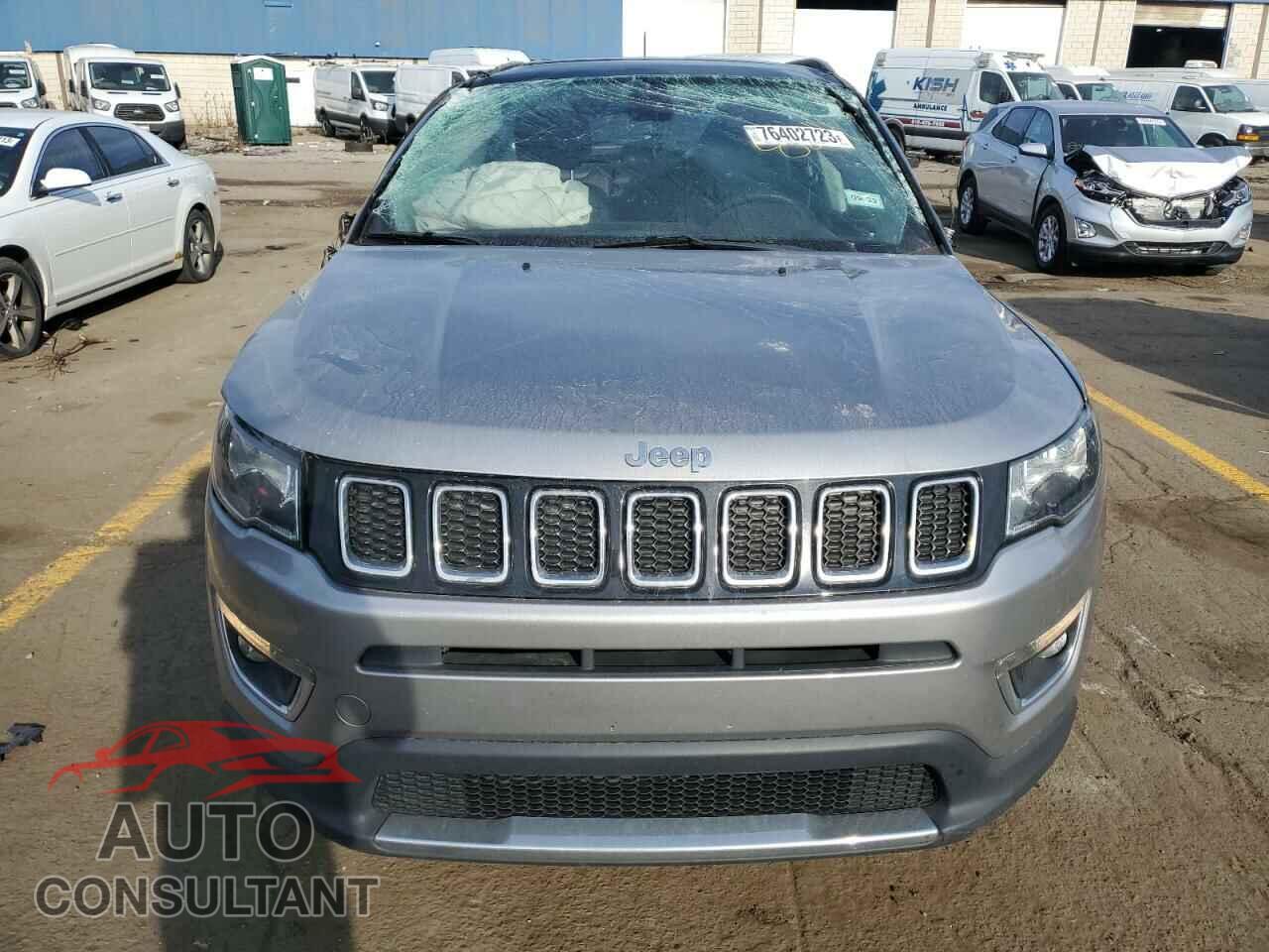 JEEP COMPASS 2018 - 3C4NJDCB0JT178244